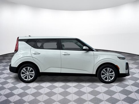 Used 2020 Kia Soul LX image 7