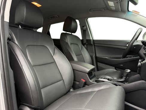 Used 2021 Hyundai Tucson Limited image 30