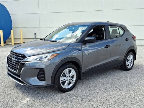 Used 2024 Nissan Kicks S image 6