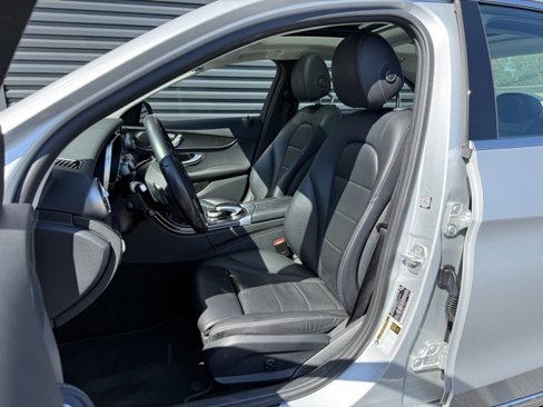 Used 2016 Mercedes-Benz C 300 4MATIC Sedan image 5