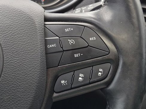 Used 2019 Jeep Cherokee Trailhawk image 20