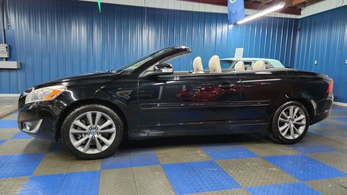 Used 2013 Volvo C70 T5 image 2