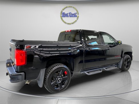 Used 2018 Chevrolet Silverado 1500 LTZ Z71 w/ Redline Edition image 7