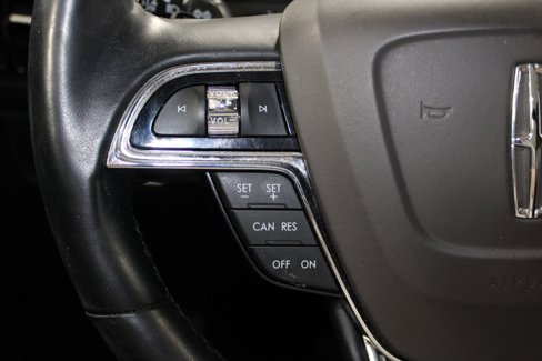 Used 2022 Lincoln Nautilus Reserve image 37