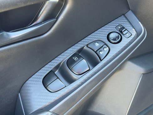 Used 2024 Nissan Sentra S image 17
