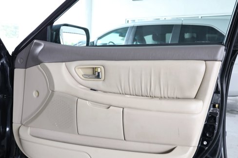 Used 2000 Toyota Avalon XL image 20