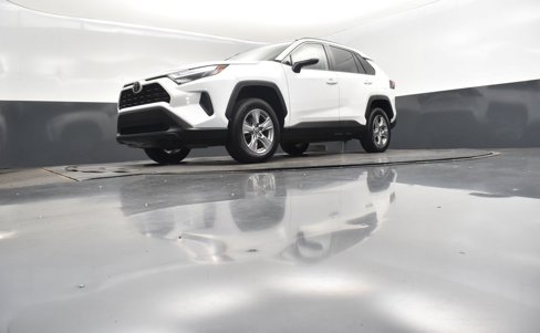 Used 2022 Toyota RAV4 XLE image 39
