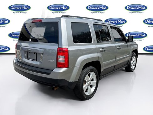 Used 2017 Jeep Patriot Latitude image 8