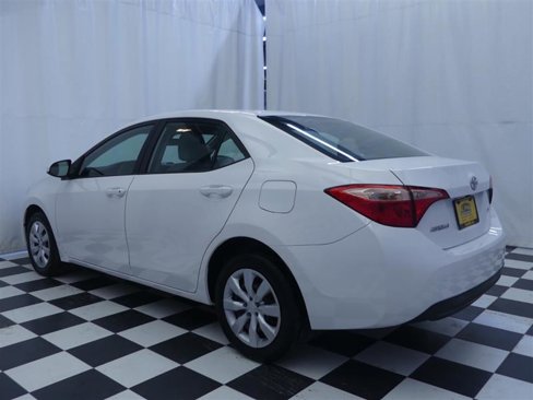 Used 2018 Toyota Corolla LE image 5