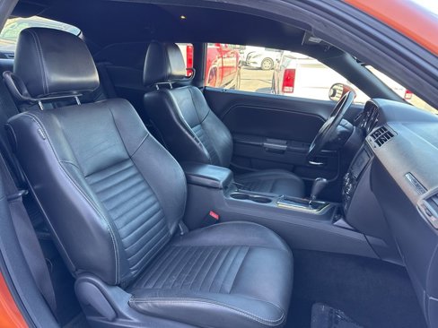 Used 2011 Dodge Challenger R/T image 26