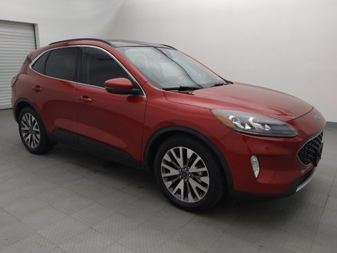 Used 2020 Ford Escape Titanium image 11