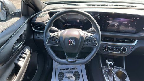 Used 2024 Buick Envista Preferred w/ Convenience I Package image 14