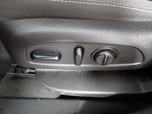 Used 2019 Chevrolet Equinox LT image 20