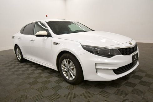 Used 2018 Kia Optima LX image 9
