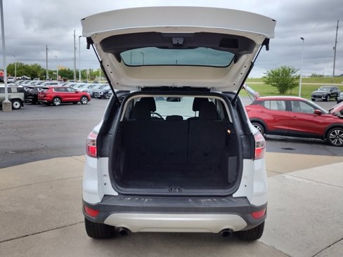 Used 2017 Ford Escape SE w/ SE Cold Weather Package image 10