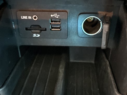 Used 2015 Ford Explorer XLT w/ Equipment Group 202A image 42