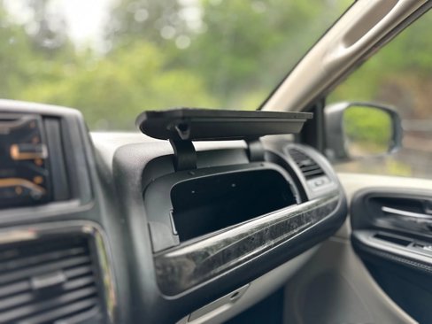 Used 2014 Dodge Grand Caravan SXT image 7