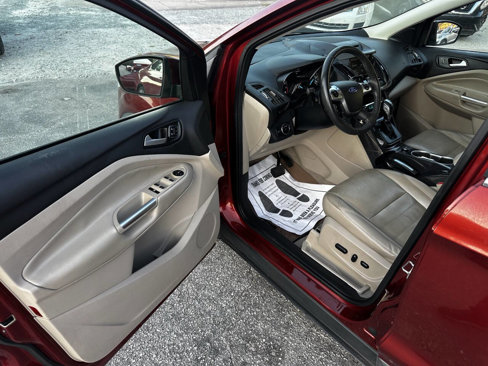 Used 2015 Ford Escape Titanium image 11