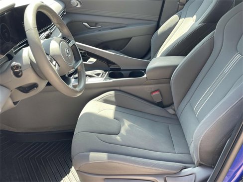 Certified 2023 Hyundai Elantra SEL w/ Convenience Package image 15