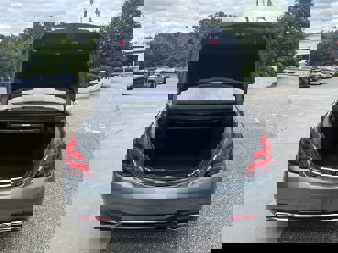 Used 2019 Mercedes-Benz S 560 Sedan image 34