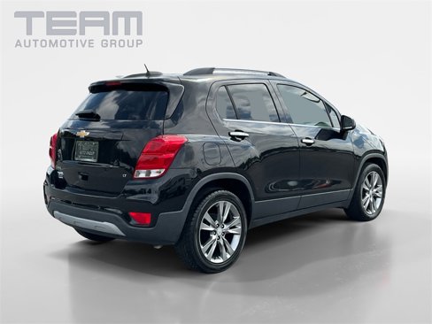 Used 2019 Chevrolet Trax LT w/ LT Convenience Package image 7
