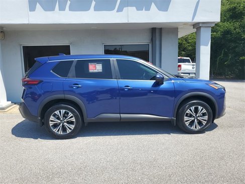 Certified 2022 Nissan Rogue SV image 7