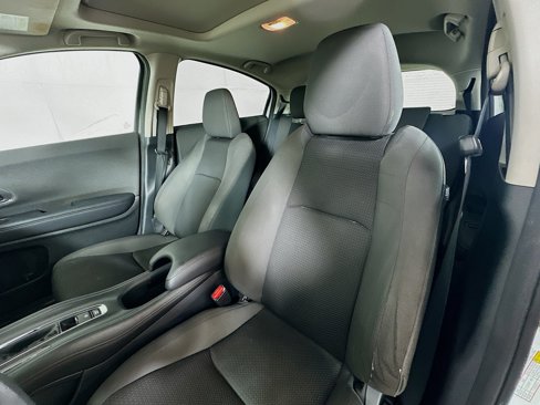 Used 2019 Honda HR-V EX image 19