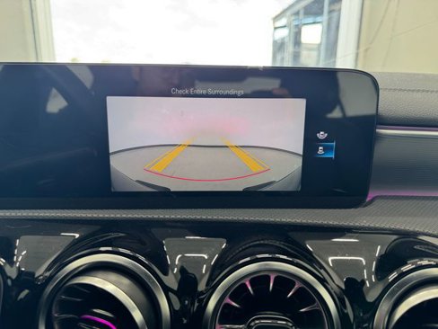 Certified 2022 Mercedes-Benz CLA 250 image 27