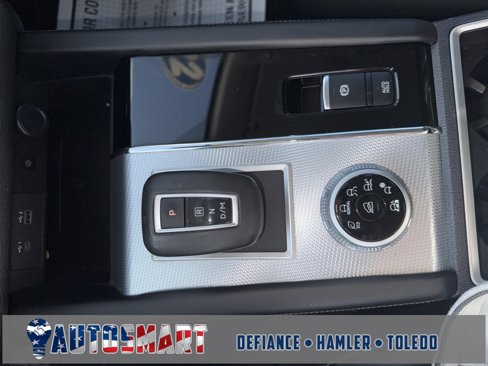 Used 2022 Mitsubishi Outlander SEL image 32