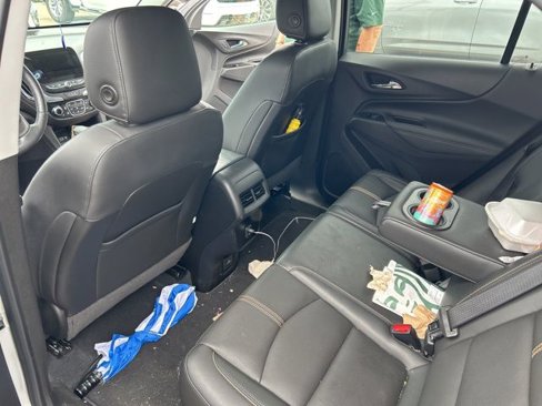 Used 2022 Chevrolet Equinox Premier image 8