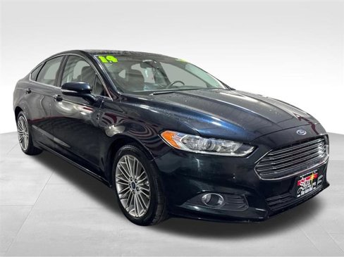 Used 2014 Ford Fusion SE w/ Equipment Group 202A image 3