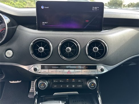 Used 2022 Kia Stinger GT-Line image 19