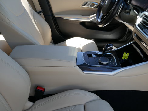Used 2020 BMW 330i Sedan w/ Convenience Package image 38