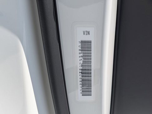 Certified 2021 Bentley Flying Spur W12 image 24