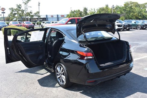 Used 2024 Nissan Versa SV image 16