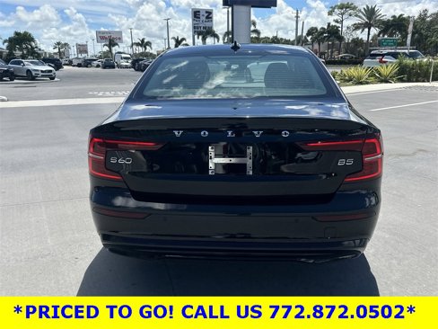 Used 2024 Volvo S60 B5 Plus image 7