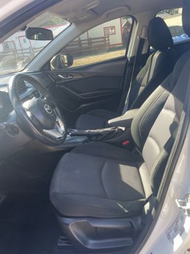 Used 2014 MAZDA MAZDA3 i Touring image 2