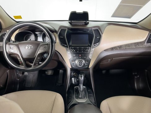Used 2017 Hyundai Santa Fe Sport image 13