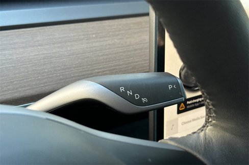Used 2023 Tesla Model 3 Standard Range image 18