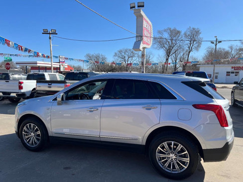 Used 2017 Cadillac XT5 Luxury image 7