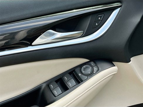 Used 2019 Buick Enclave Essence image 15