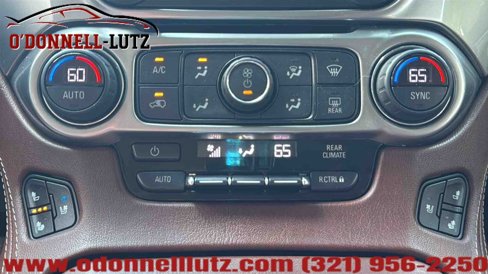 Used 2020 Chevrolet Suburban Premier image 31