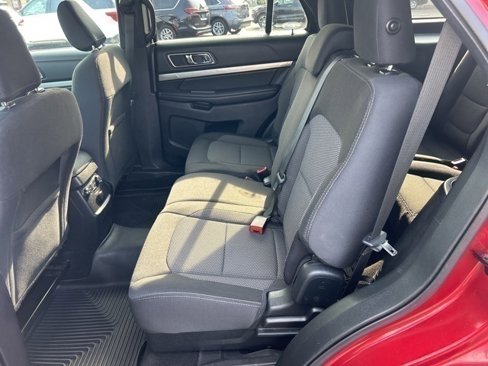 Used 2019 Ford Explorer XLT w/ Class III Trailer Tow Package image 23