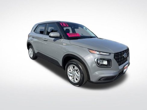 Certified 2023 Hyundai Venue SE image 7