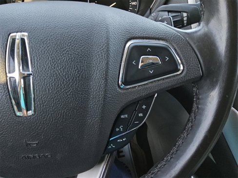 Used 2019 Lincoln MKC Reserve image 25