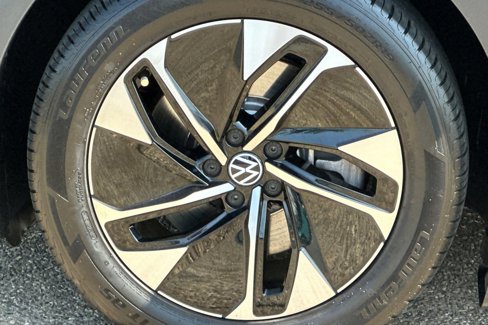 Certified 2021 Volkswagen ID.4 Pro image 27