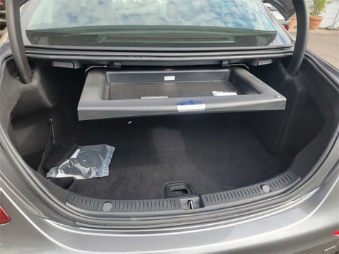 Used 2018 Mercedes-Benz E 300 image 17