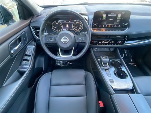 Used 2023 Nissan Rogue SL w/ SL Premium Package image 30