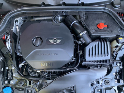 Used 2015 MINI Cooper 4-Door Hardtop image 36