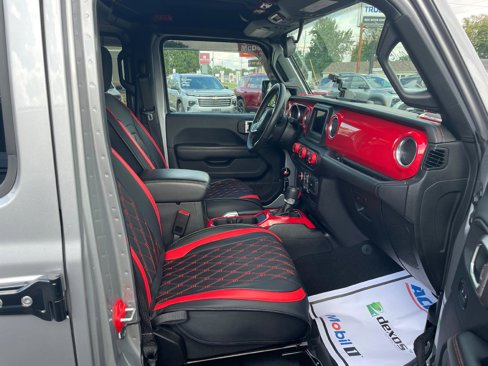 Used 2018 Jeep Wrangler Unlimited Sahara image 11